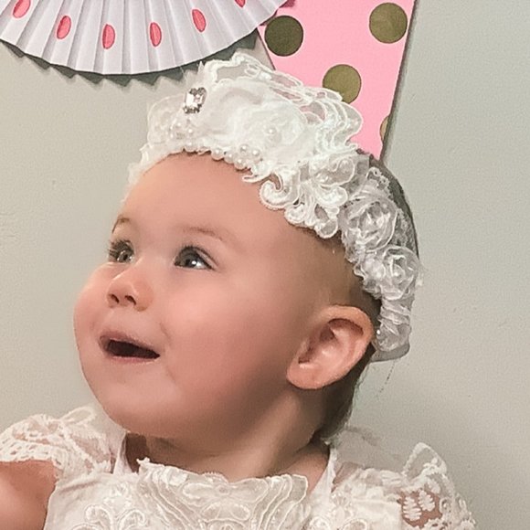 baby girl white lace romper set - Picture 2 of 9